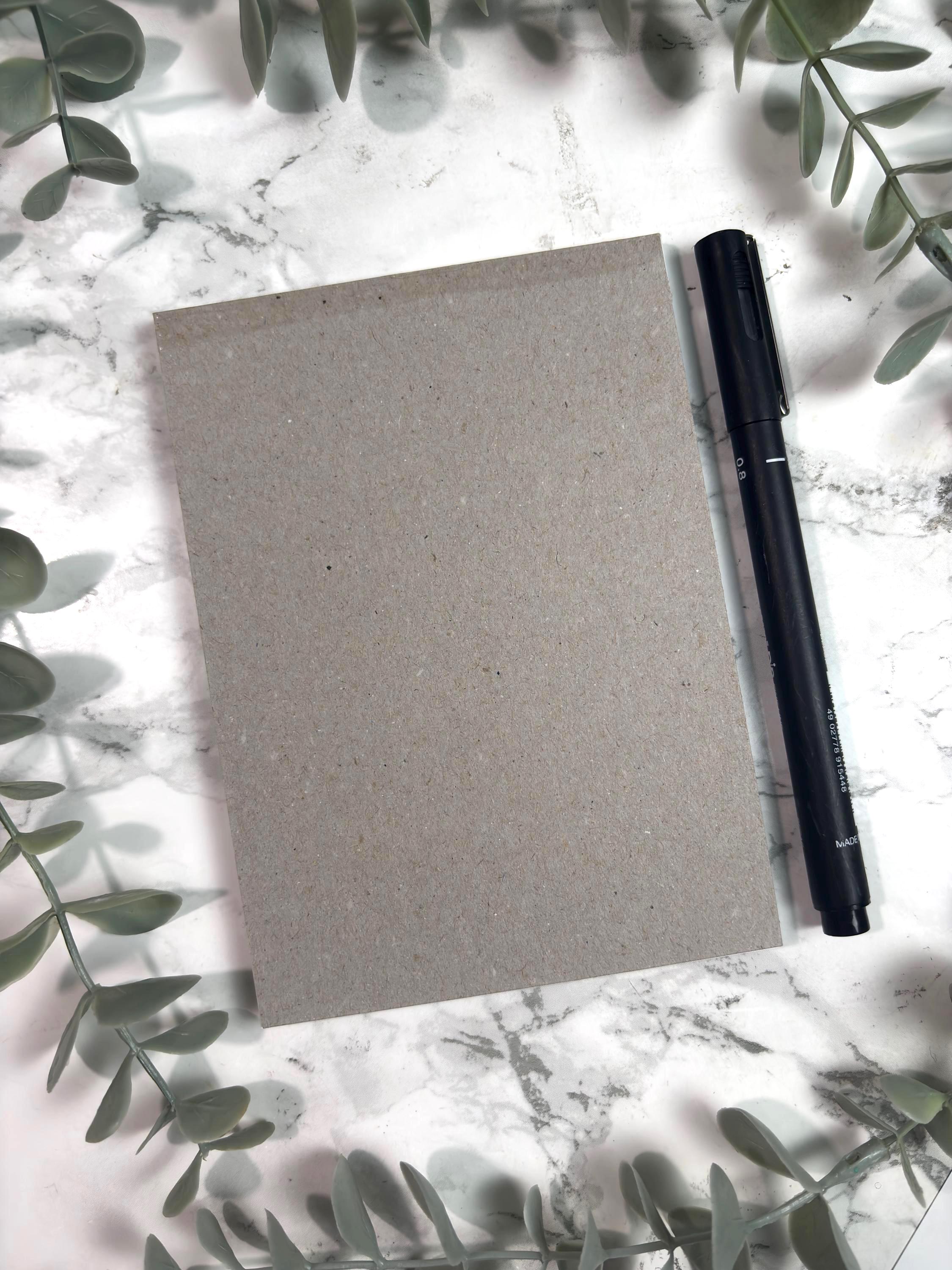 Red-Eyed Tree Frog Magnetic Notepad | Pastel Art Stationery Gift